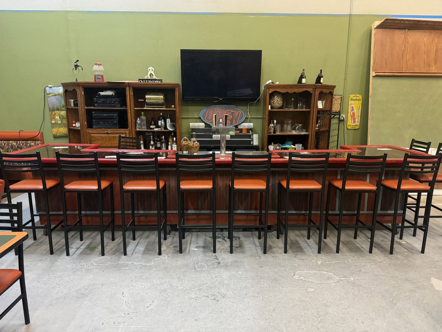 Bar dressing examples — selected production look