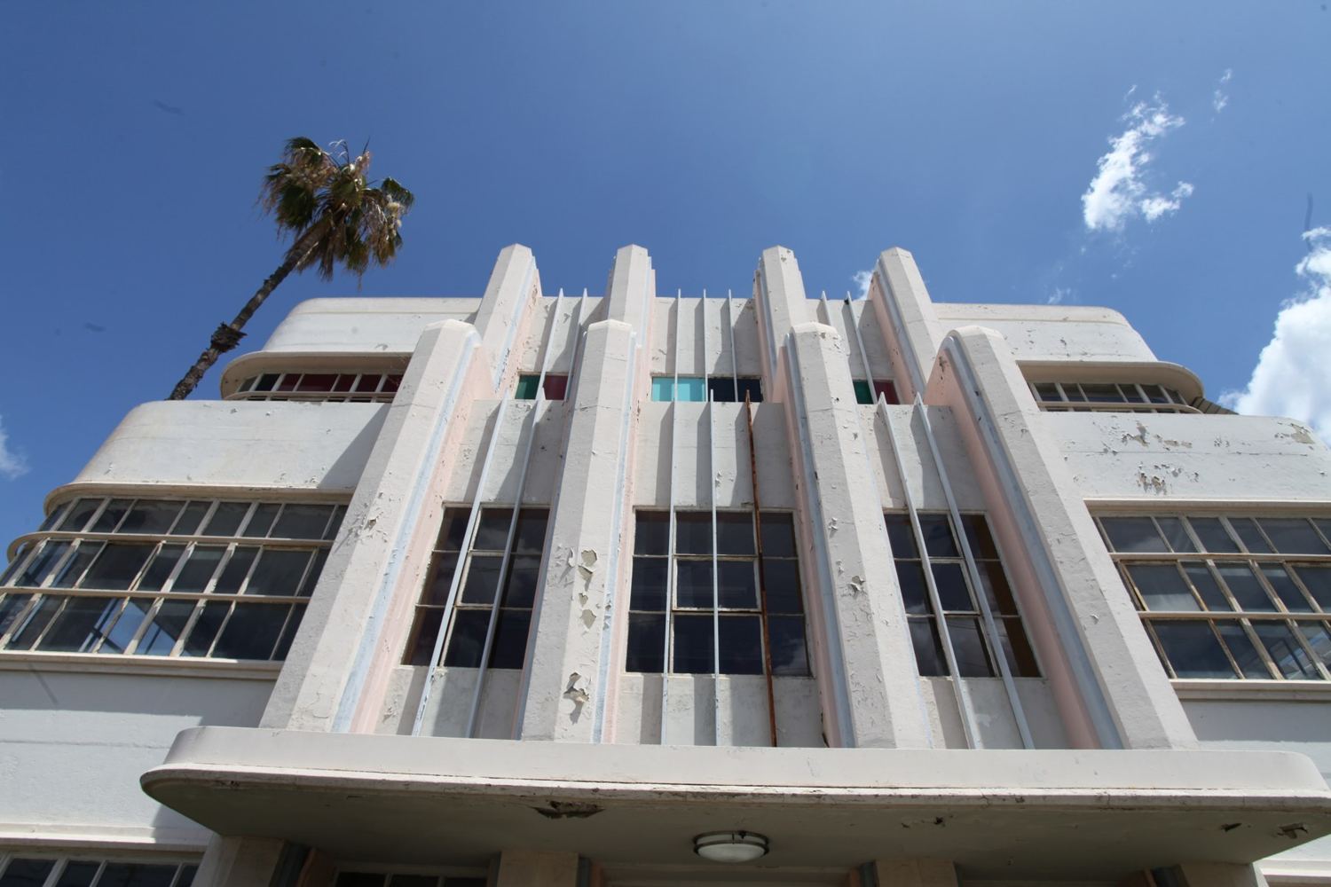 Front building · Four floors — view 2